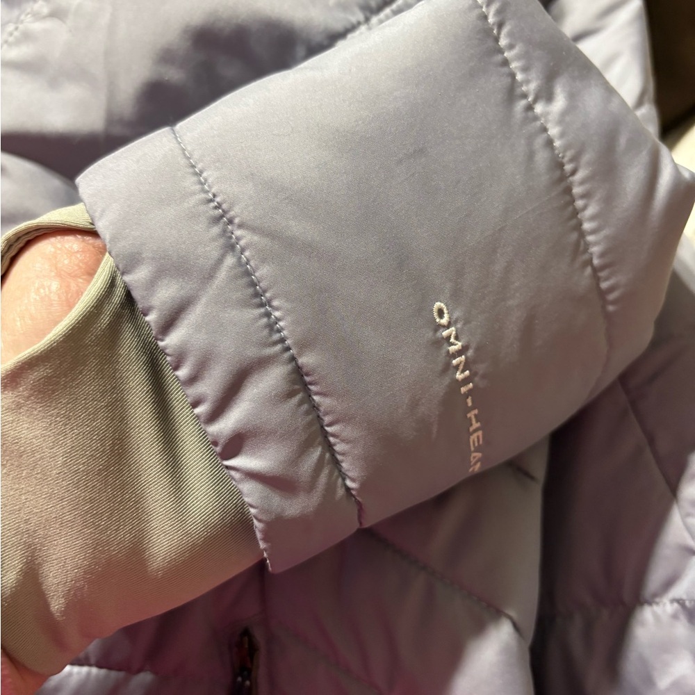 Columbia Women's Light Gray Ski Jacket - Picture 12 of 14